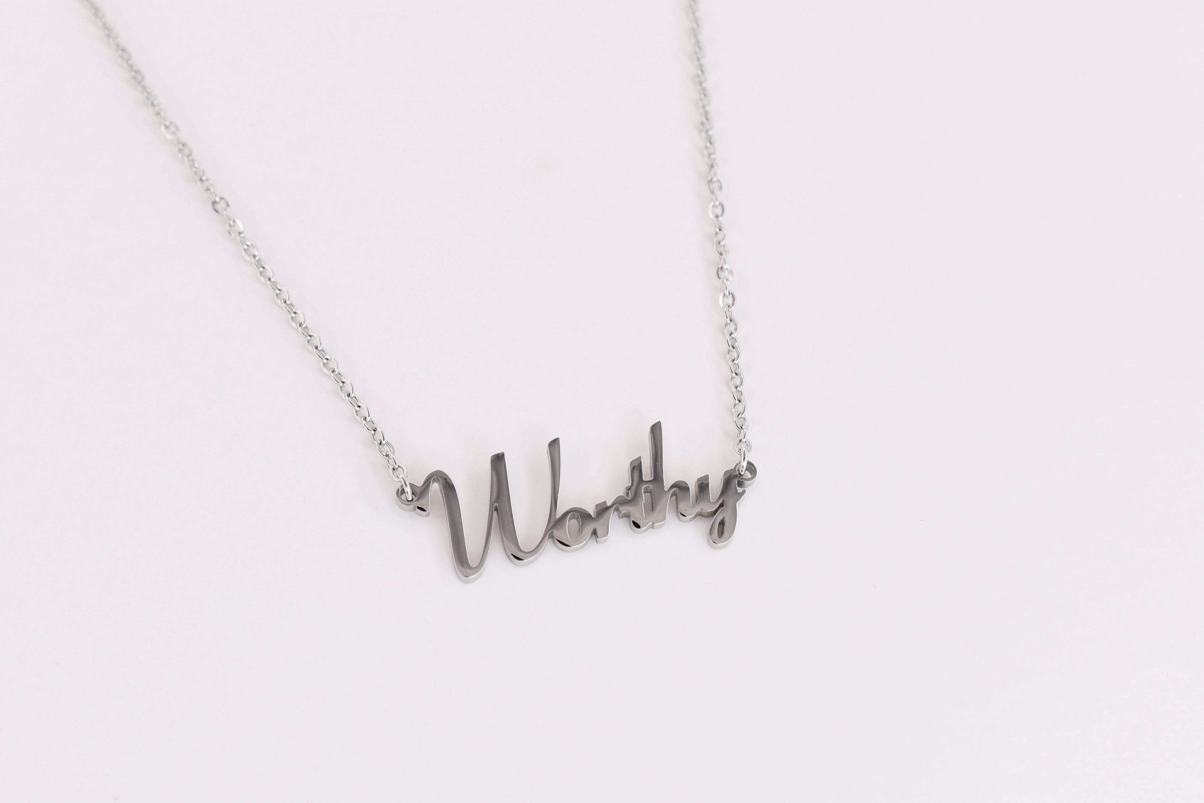 WORTHY NECKLACE