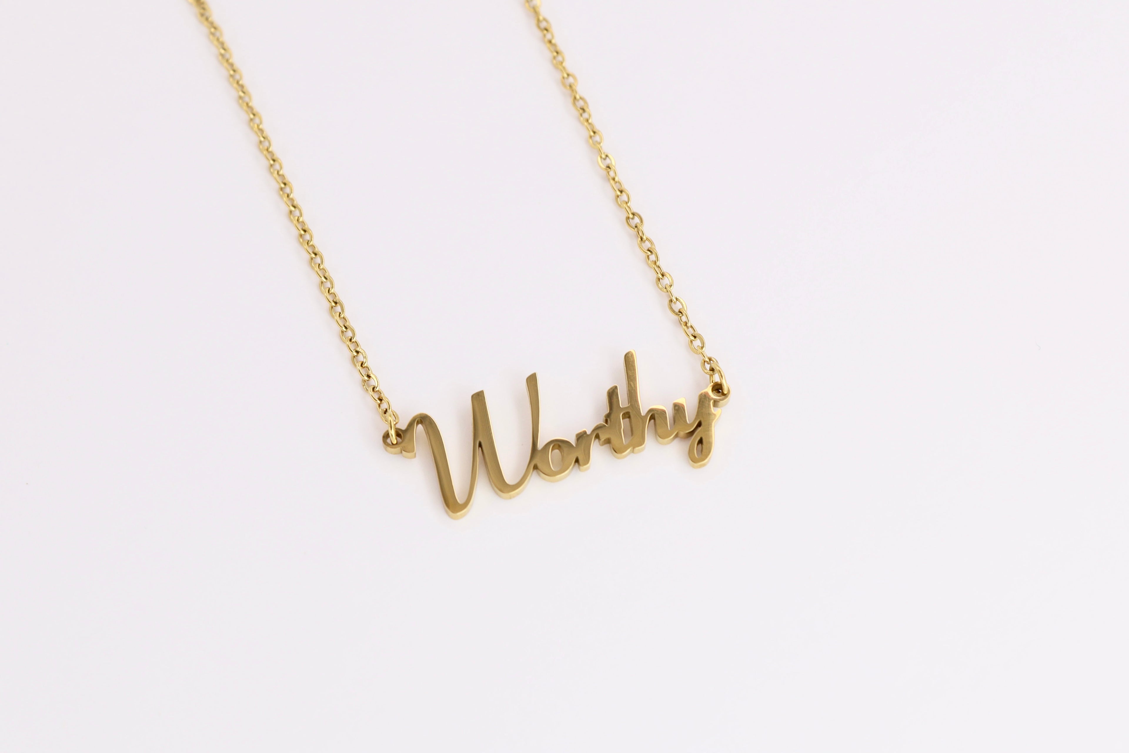 WORTHY NECKLACE