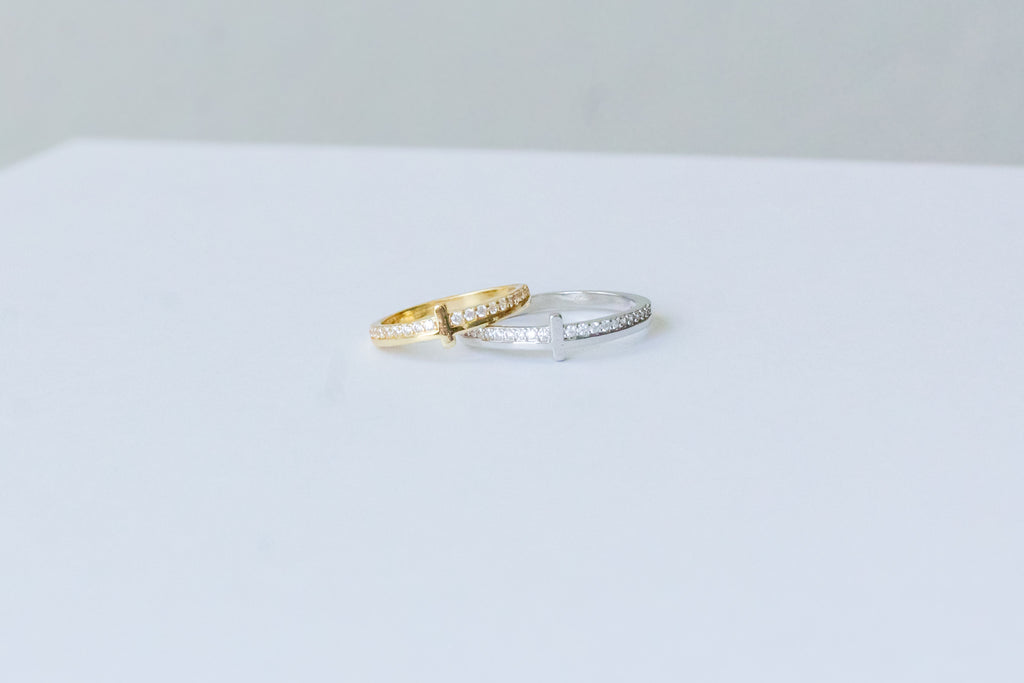 CROSS RING