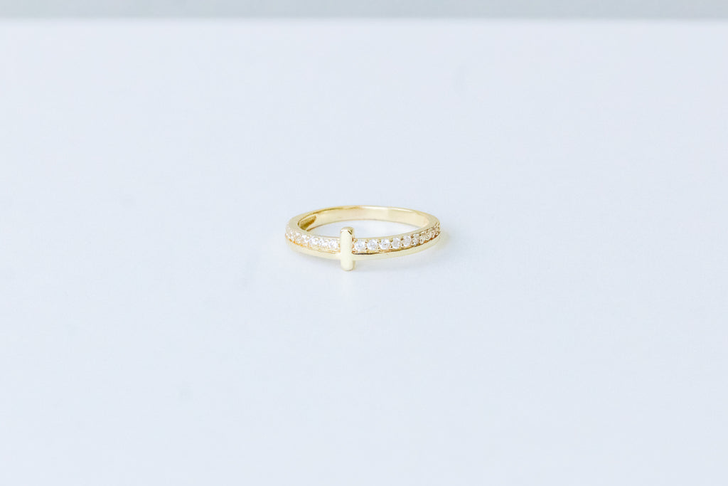 CROSS RING