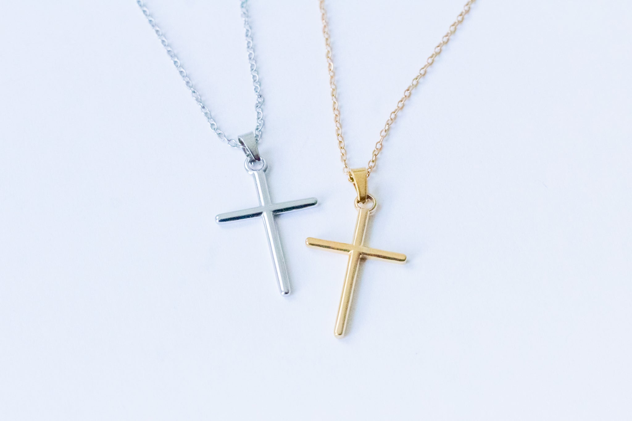 CROSS NECKLACE