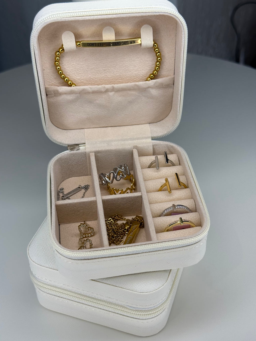 TRAVEL JEWELRY BOX